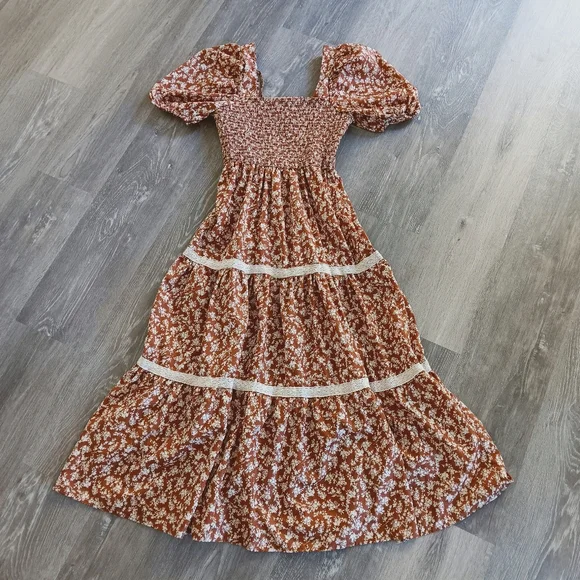SundayUp Barnwood Toffee Brown Floral Puff Sleeve Crochet Lace Trim Midi Dress - Picture 6 of 6